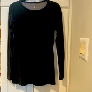 Lululemon long sleeve reversible top with thumbholes